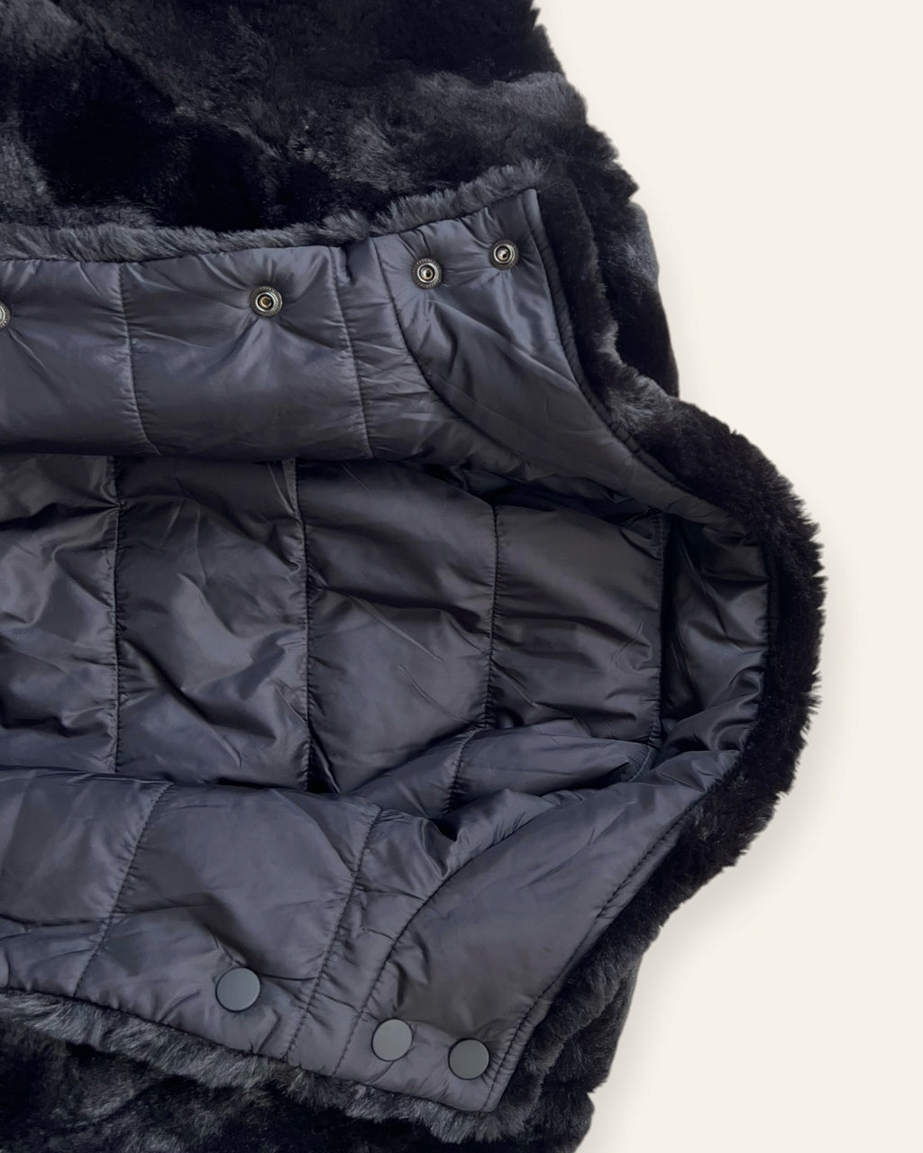 Miller, Reversible, Black