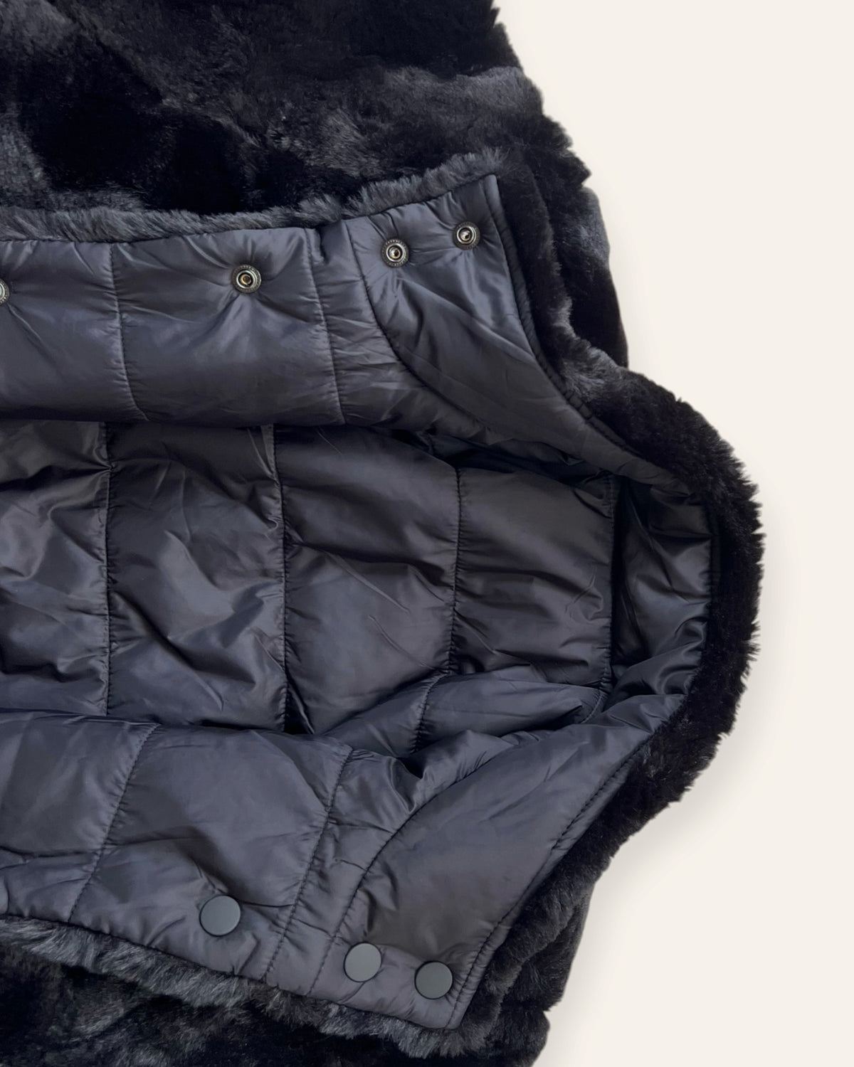 Miller, Reversible, Black