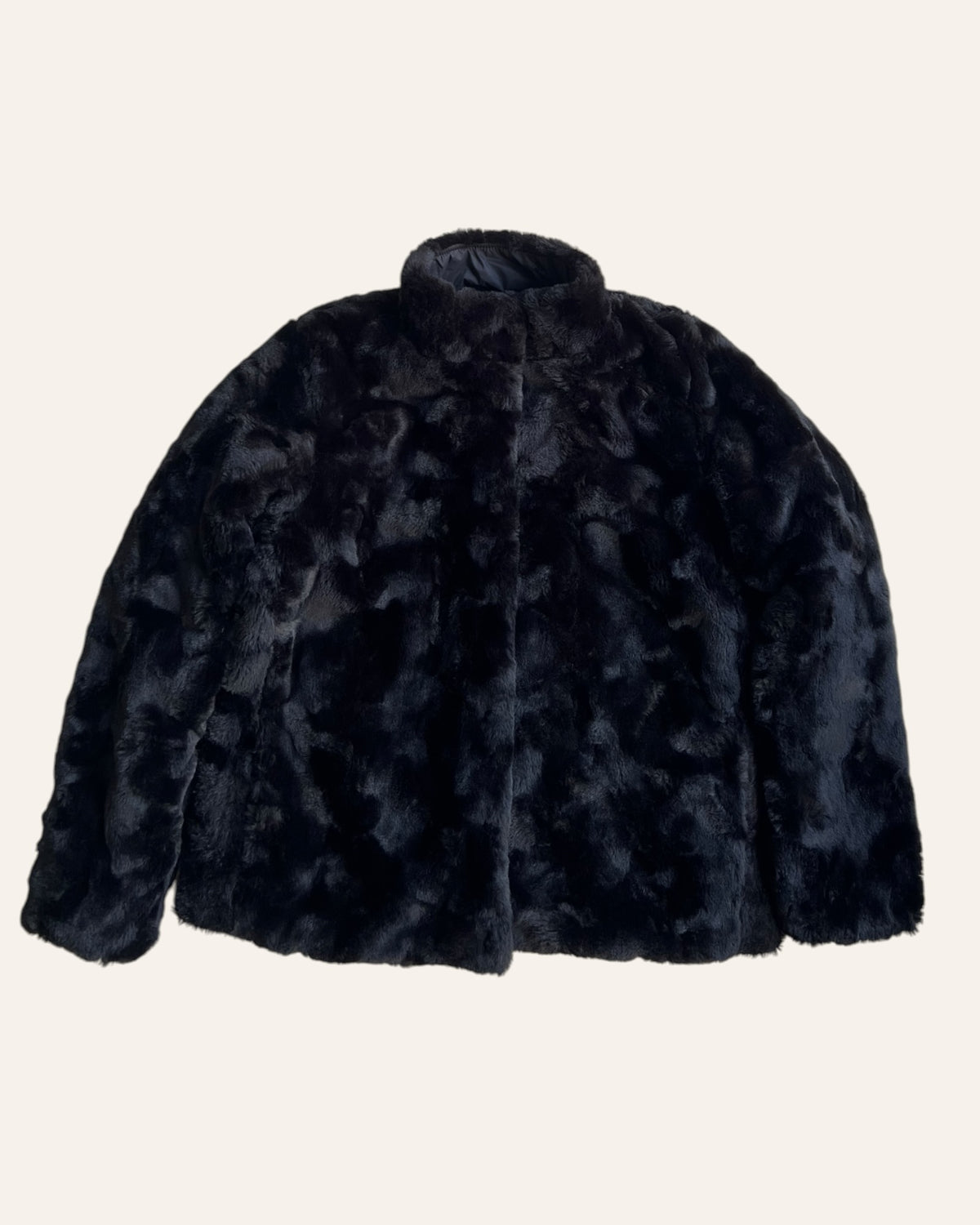 Miller, Reversible, Black